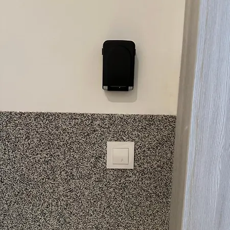 Lueks Stuedyo Apartment *